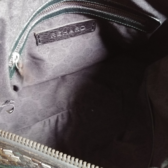 Leather shoulder bag - Picture 8 of 16